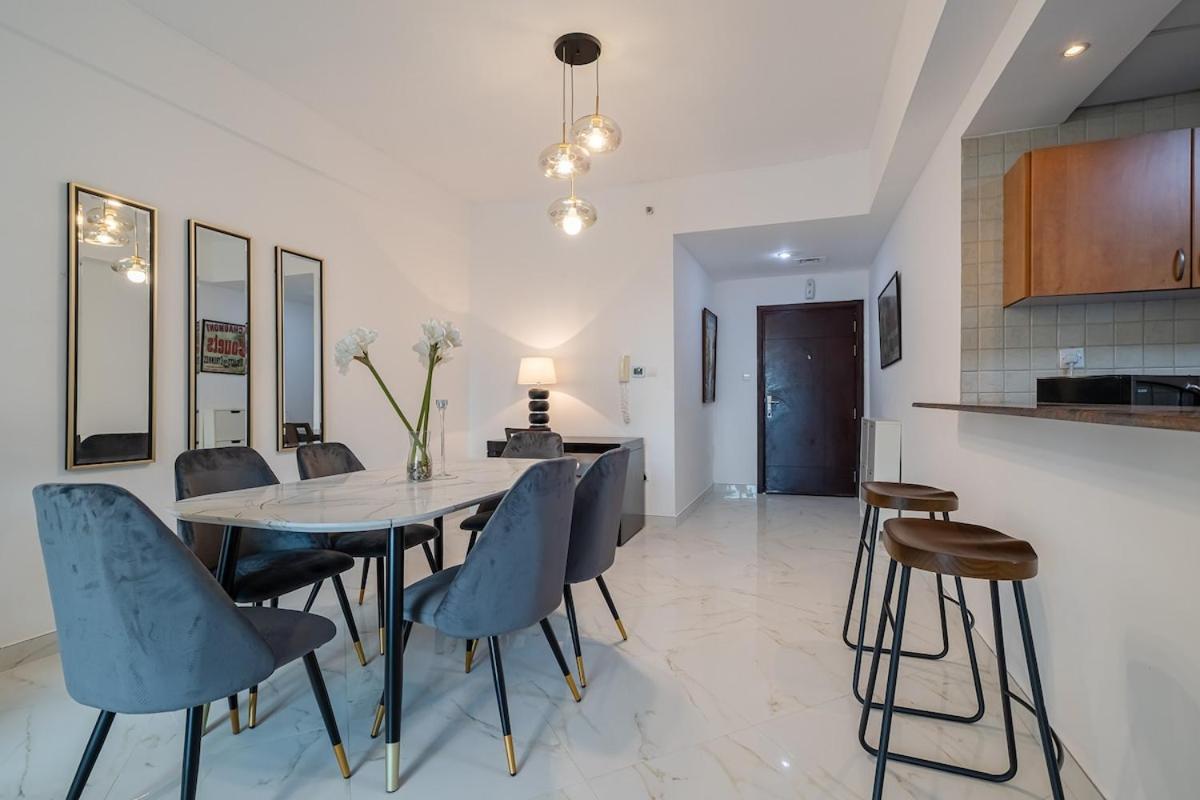 2 Bedroom Apartment I Marina Diamond 4 I Close To Metro Dubai Dış mekan fotoğraf