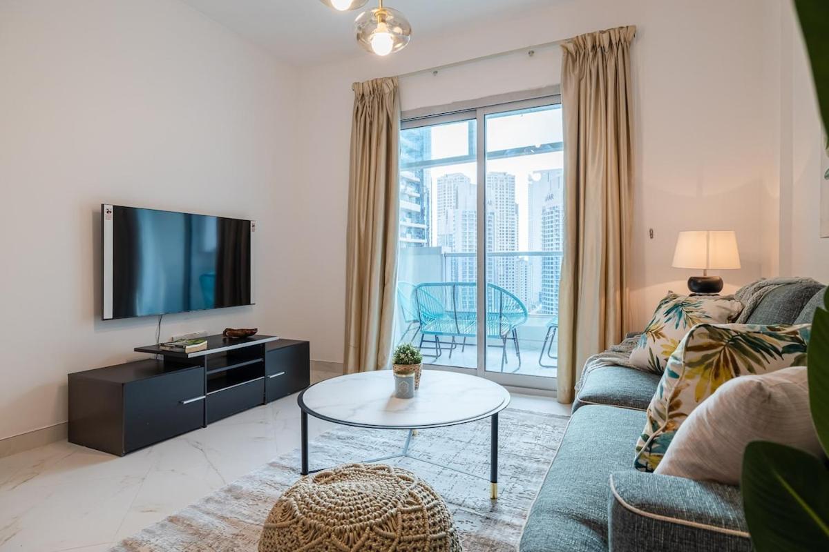 2 Bedroom Apartment I Marina Diamond 4 I Close To Metro Dubai Dış mekan fotoğraf